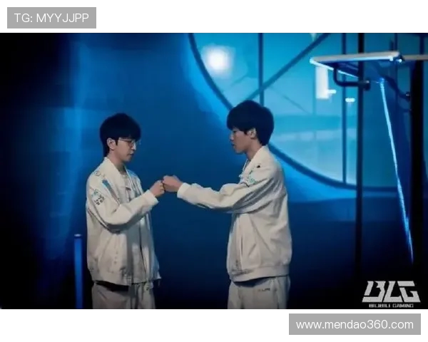 BLG对阵TES激烈对决 展现顶级电竞实力引爆赛场激情