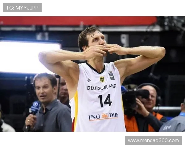 德克·诺维茨基传奇人生回顾：从德国天才到NBA巨星的辉煌征程