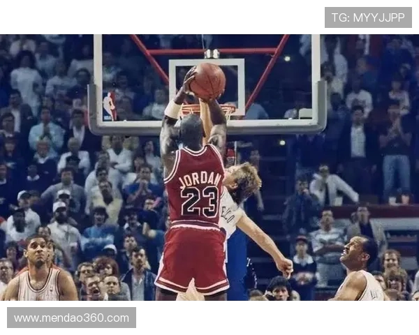 斯科蒂·皮蓬：从芝加哥公牛的助力到篮球历史的传奇风采