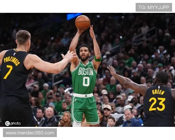 凯尔特人对阵勇士比赛数据分析与精彩瞬间回顾